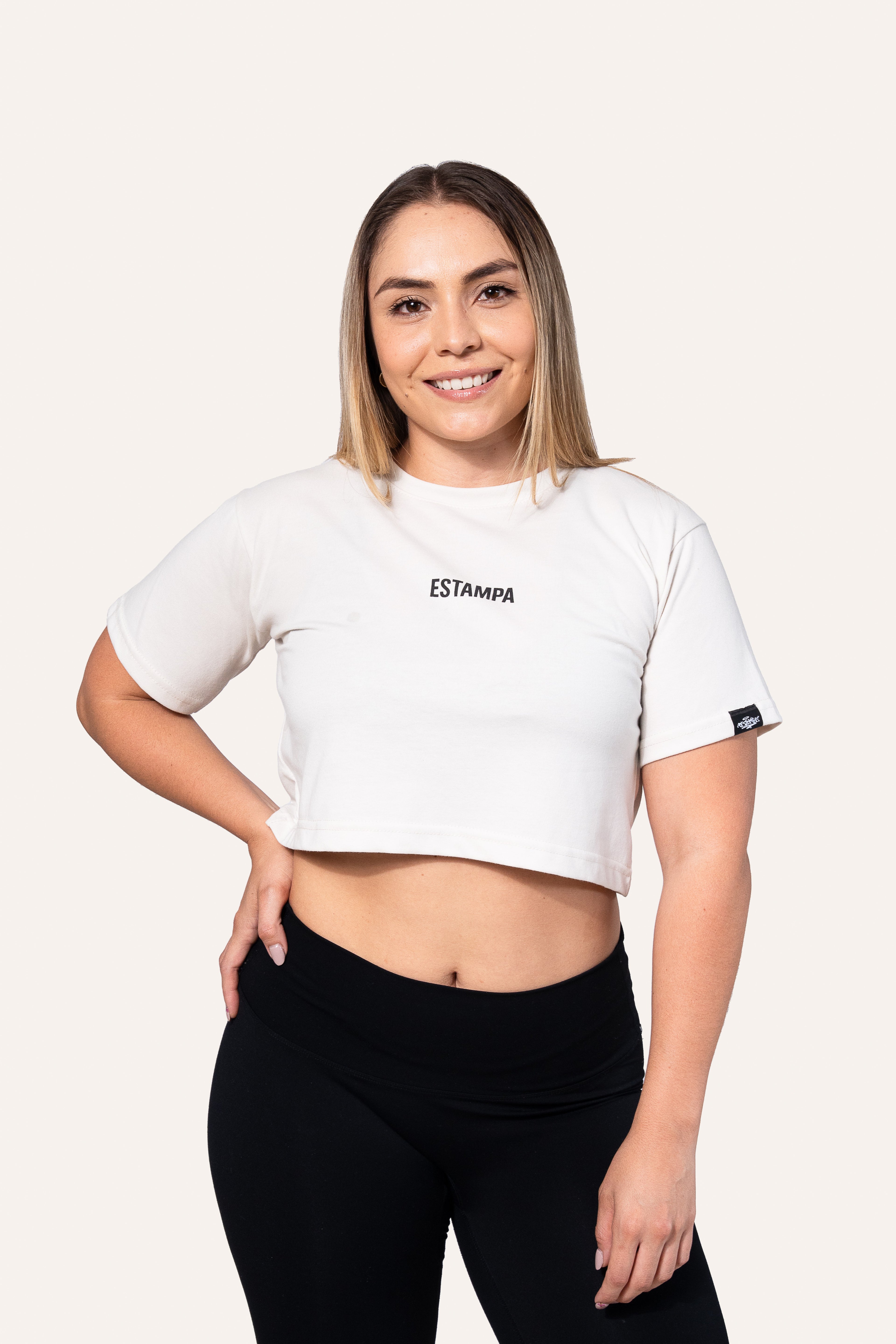 Relentless Collection / Croptop Blusa UNISEX